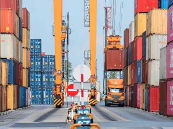 Nhiều tiềm năng thúc đẩy hợp tác kinh tế, thương mại Nga-Việt