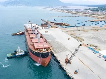 Cảng quốc tế Trung Nam Cà Ná Ninh Thuận đạt mốc 1 triệu tấn